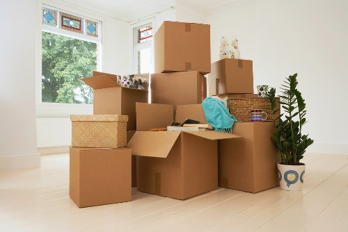 Packing and loading a mobile storage unit in Lowermorden